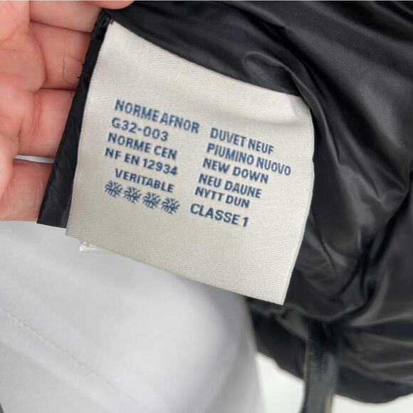 Moncler NWT Quilted Crop Down Jacket 2 - Picture 10 of 13